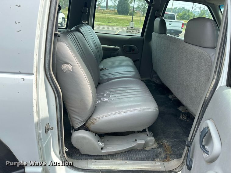 image for item DF8427 1997 Chevrolet Suburban 2500 SUV