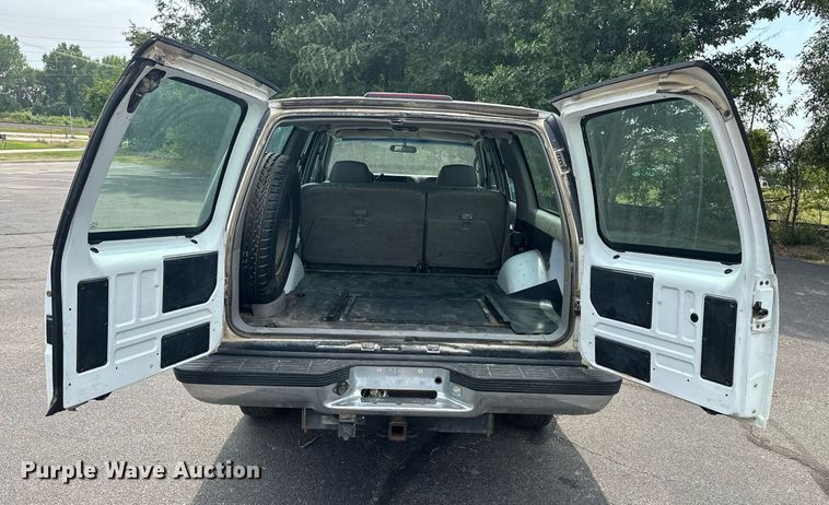 image for item DF8427 1997 Chevrolet Suburban 2500 SUV