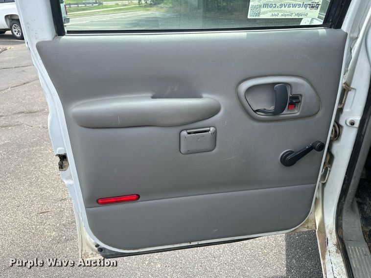 image for item DF8427 1997 Chevrolet Suburban 2500 SUV