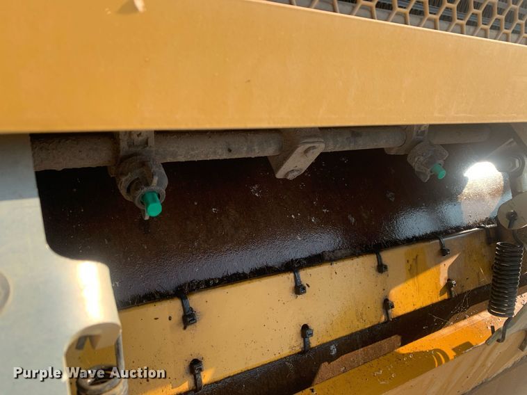 image for item DM1801 2019 Caterpillar CC34B single drum vibratory roller