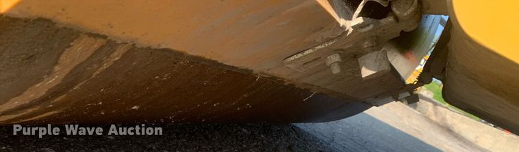 image for item DM1801 2019 Caterpillar CC34B single drum vibratory roller