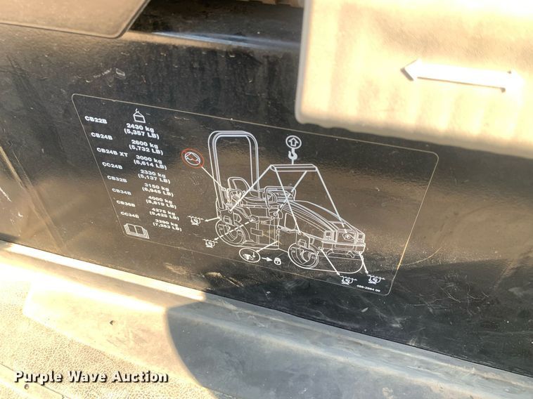 image for item DM1801 2019 Caterpillar CC34B single drum vibratory roller