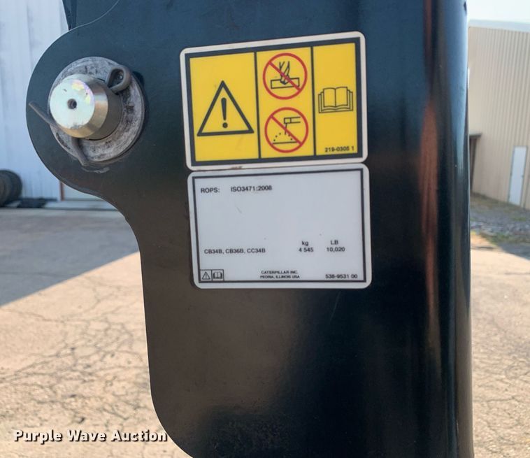 image for item DM1801 2019 Caterpillar CC34B single drum vibratory roller