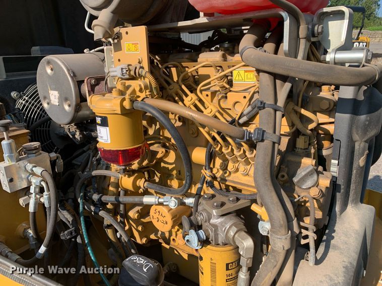 image for item DM1801 2019 Caterpillar CC34B single drum vibratory roller