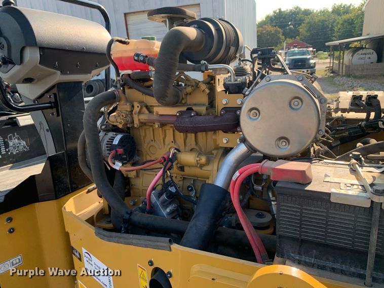 image for item DM1801 2019 Caterpillar CC34B single drum vibratory roller