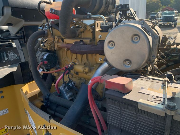 image for item DM1801 2019 Caterpillar CC34B single drum vibratory roller