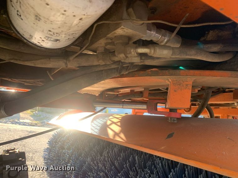 image for item DM1802 2003 Broce RC350 broom