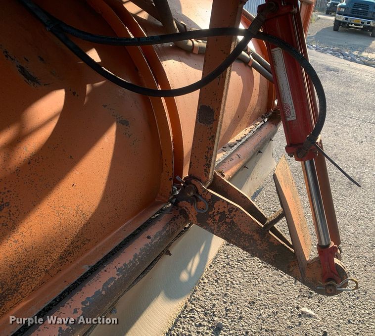 image for item DM1802 2003 Broce RC350 broom