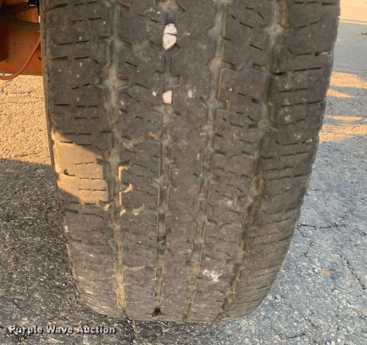 image for item DM1802 2003 Broce RC350 broom