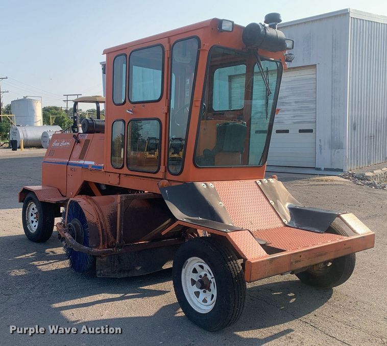 image for item DM1803 2005 Broce RC350 broom