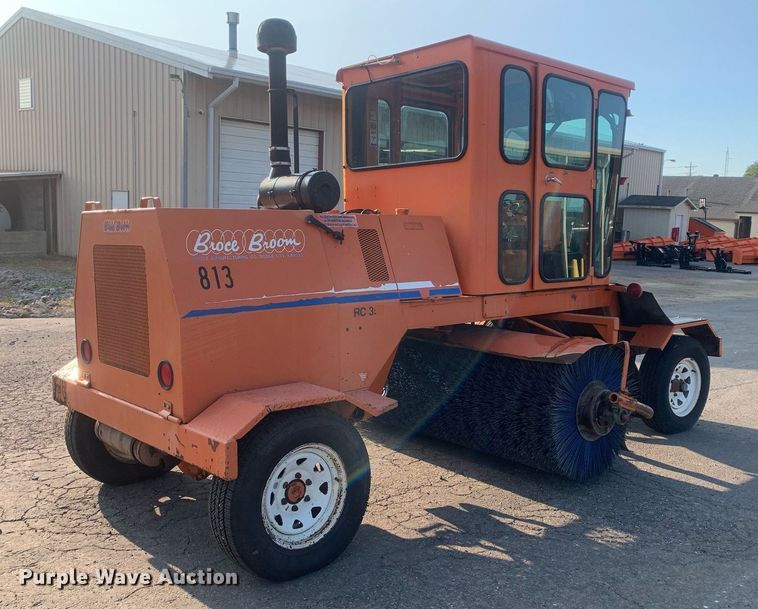 image for item DM1803 2005 Broce RC350 broom