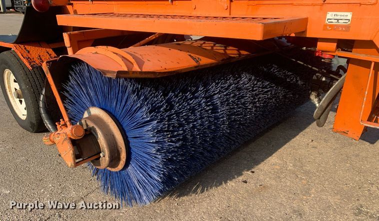 image for item DM1803 2005 Broce RC350 broom