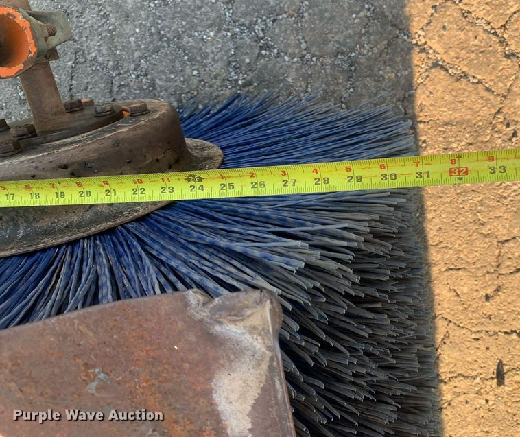 image for item DM1803 2005 Broce RC350 broom