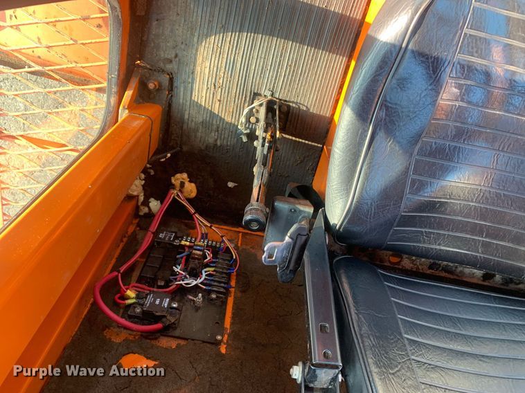 image for item DM1803 2005 Broce RC350 broom