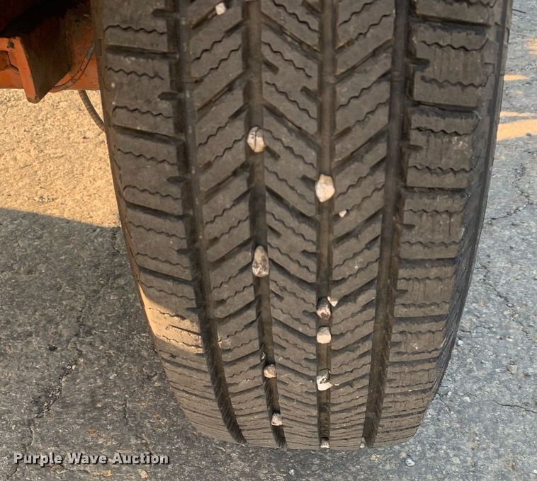 image for item DM1803 2005 Broce RC350 broom