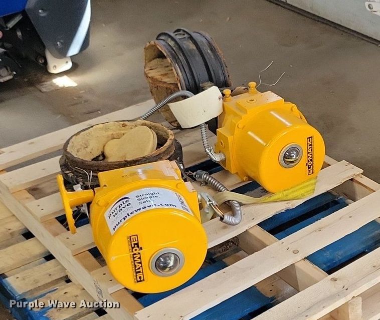 image for item DN3492 (2) EL-O-MATIC EL 350 valves