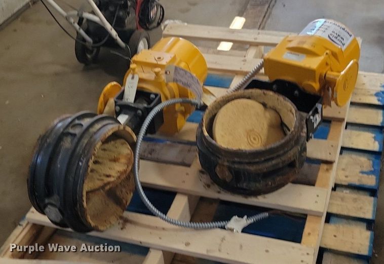 image for item DN3492 (2) EL-O-MATIC EL 350 valves