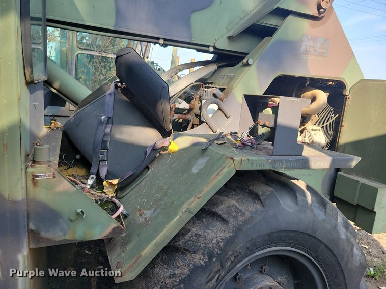 image for item DN3518 1991 Skytrak telehandler