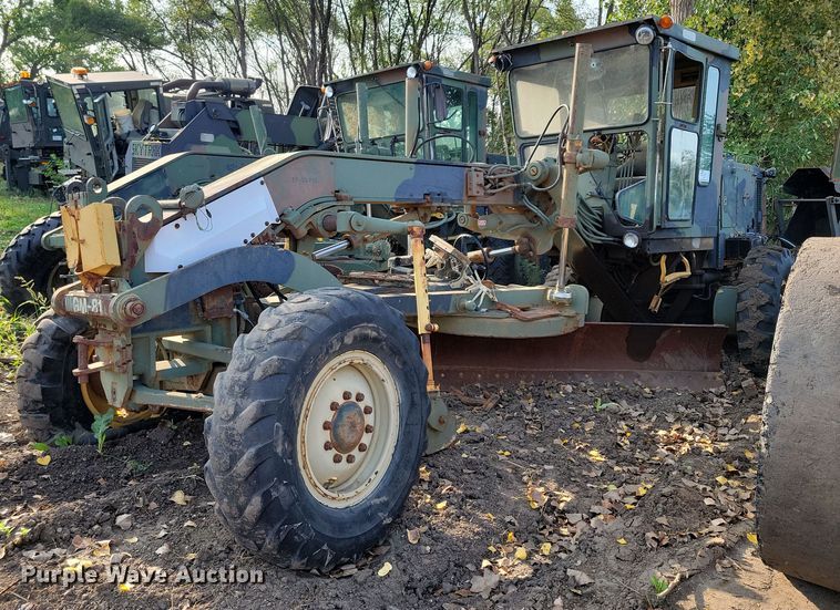 image for item DN3523 1985 Caterpillar 130G MIL motor grader