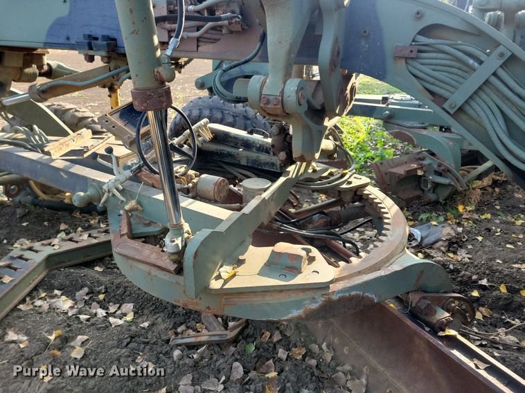 image for item DN3523 1985 Caterpillar 130G MIL motor grader