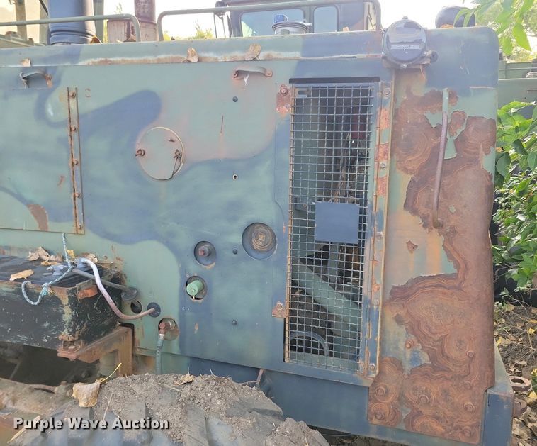 image for item DN3523 1985 Caterpillar 130G MIL motor grader