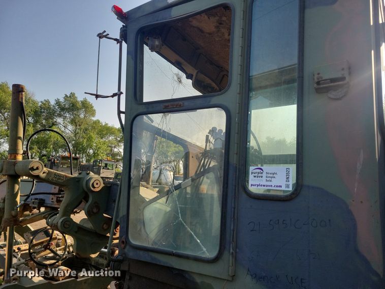 image for item DN3523 1985 Caterpillar 130G MIL motor grader