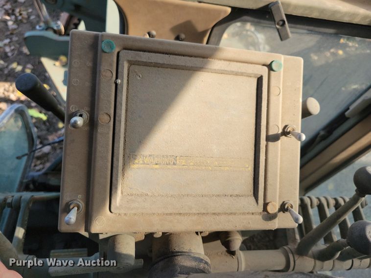 image for item DN3523 1985 Caterpillar 130G MIL motor grader