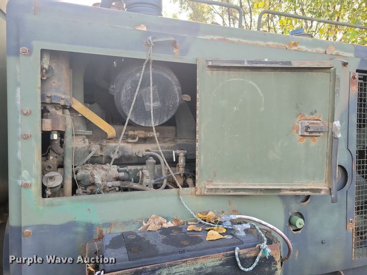 image for item DN3523 1985 Caterpillar 130G MIL motor grader