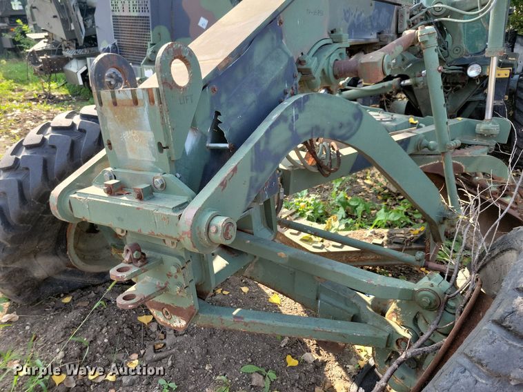 image for item DN3524 1985 Caterpillar 130G MIL motor grader