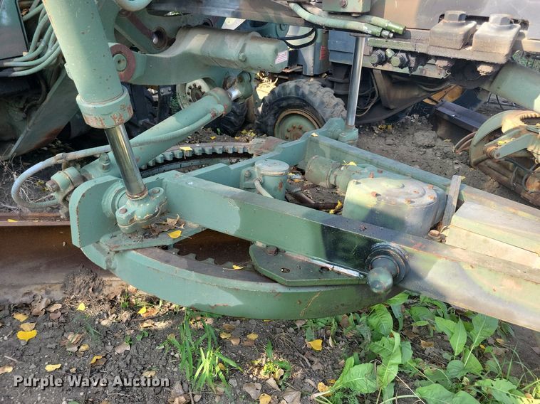 image for item DN3524 1985 Caterpillar 130G MIL motor grader