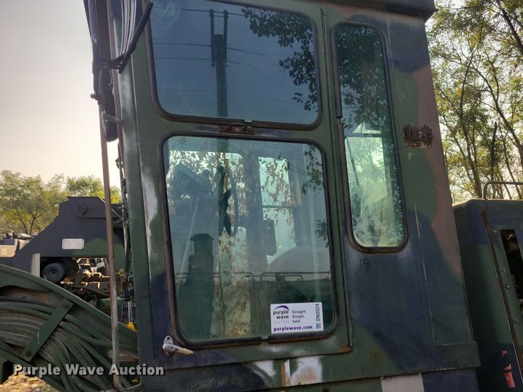 image for item DN3524 1985 Caterpillar 130G MIL motor grader