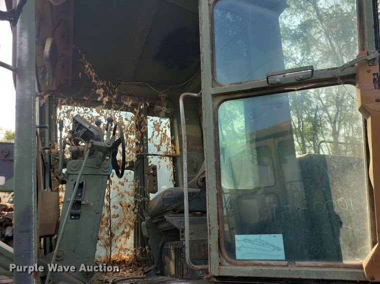 image for item DN3524 1985 Caterpillar 130G MIL motor grader