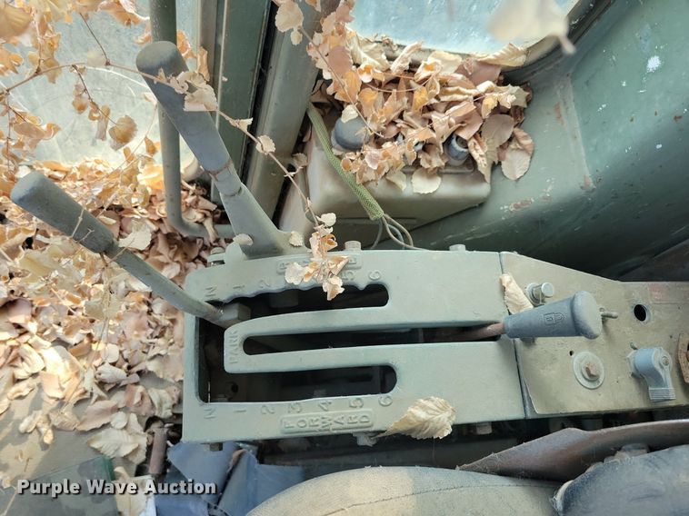 image for item DN3524 1985 Caterpillar 130G MIL motor grader