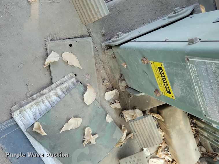 image for item DN3524 1985 Caterpillar 130G MIL motor grader