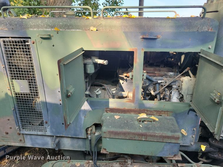 image for item DN3524 1985 Caterpillar 130G MIL motor grader