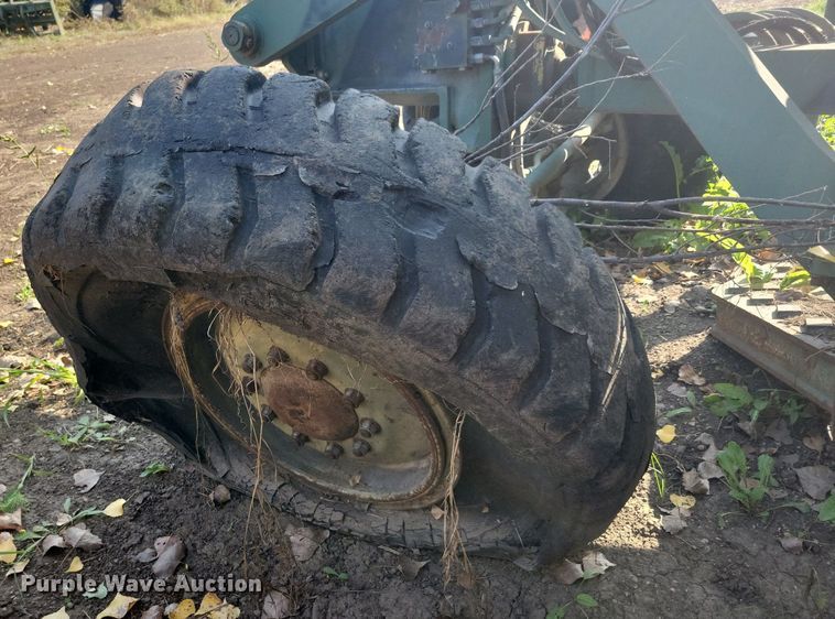 image for item DN3524 1985 Caterpillar 130G MIL motor grader