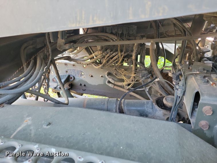 image for item DN3525 1992 Oshkosh HB2518-MP3 snow blower truck