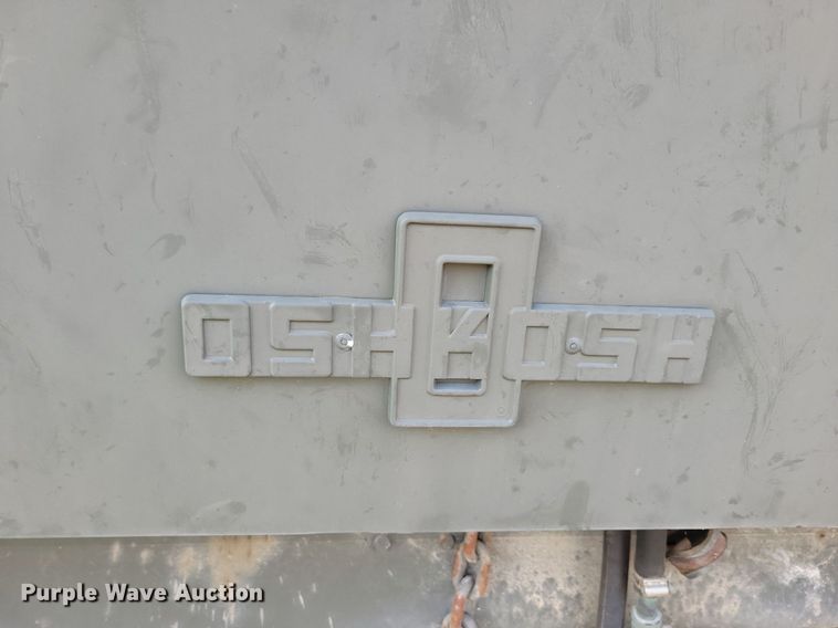 image for item DN3525 1992 Oshkosh HB2518-MP3 snow blower truck