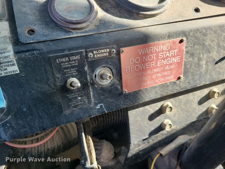 image for item DN3525 1992 Oshkosh HB2518-MP3 snow blower truck