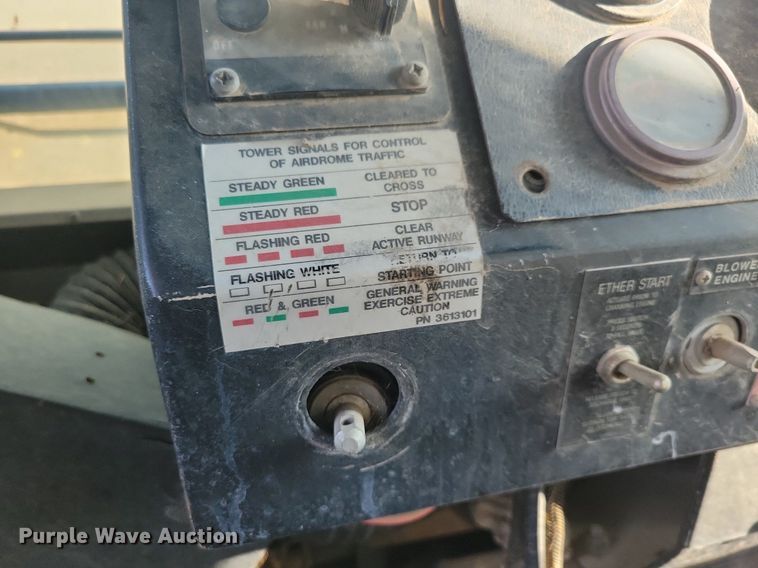 image for item DN3525 1992 Oshkosh HB2518-MP3 snow blower truck