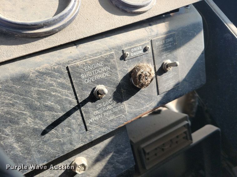 image for item DN3525 1992 Oshkosh HB2518-MP3 snow blower truck