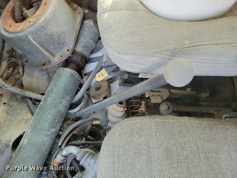 image for item DN3525 1992 Oshkosh HB2518-MP3 snow blower truck