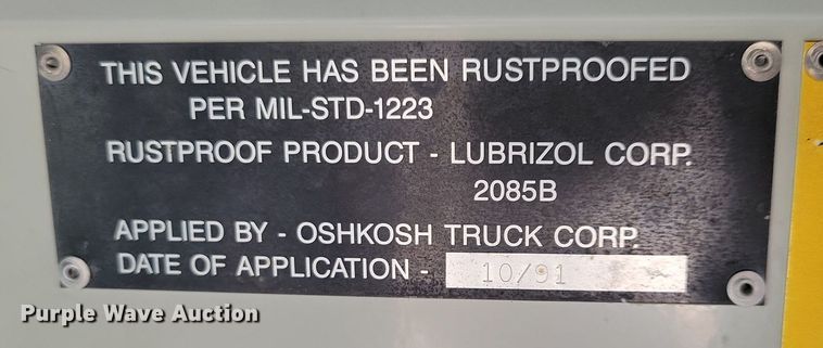 image for item DN3525 1992 Oshkosh HB2518-MP3 snow blower truck