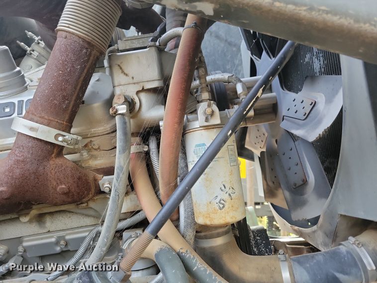 image for item DN3525 1992 Oshkosh HB2518-MP3 snow blower truck