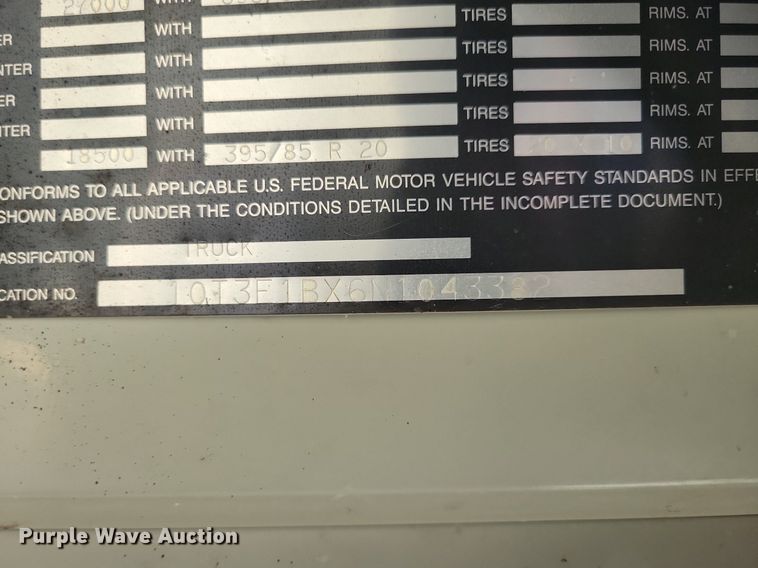 image for item DN3525 1992 Oshkosh HB2518-MP3 snow blower truck