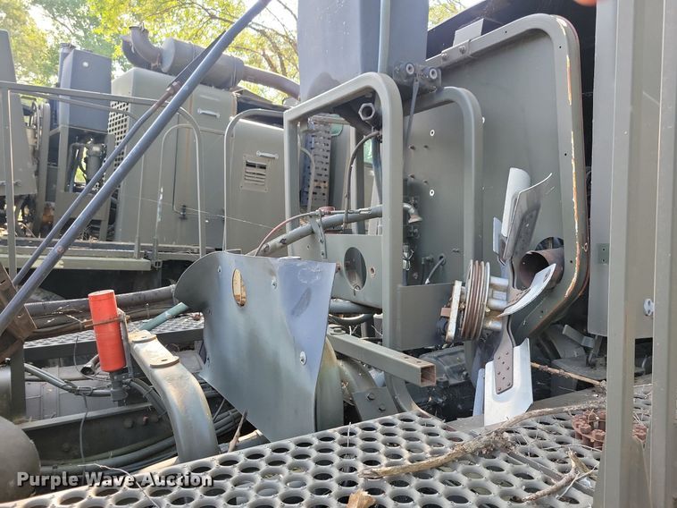 image for item DN3526 1992 Oshkosh HB2518-MP3 snowblower truck