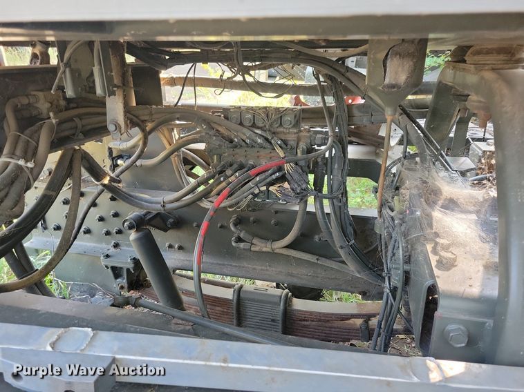 image for item DN3526 1992 Oshkosh HB2518-MP3 snowblower truck