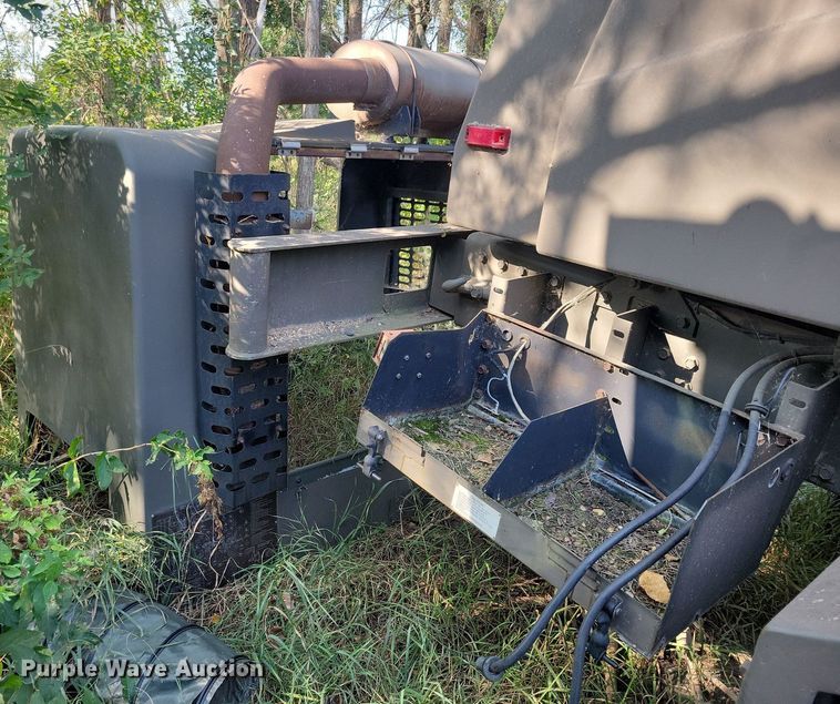 image for item DN3526 1992 Oshkosh HB2518-MP3 snowblower truck