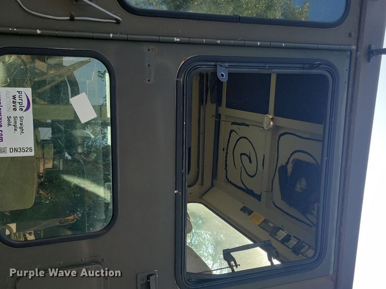 image for item DN3526 1992 Oshkosh HB2518-MP3 snowblower truck