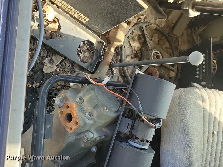 image for item DN3526 1992 Oshkosh HB2518-MP3 snowblower truck